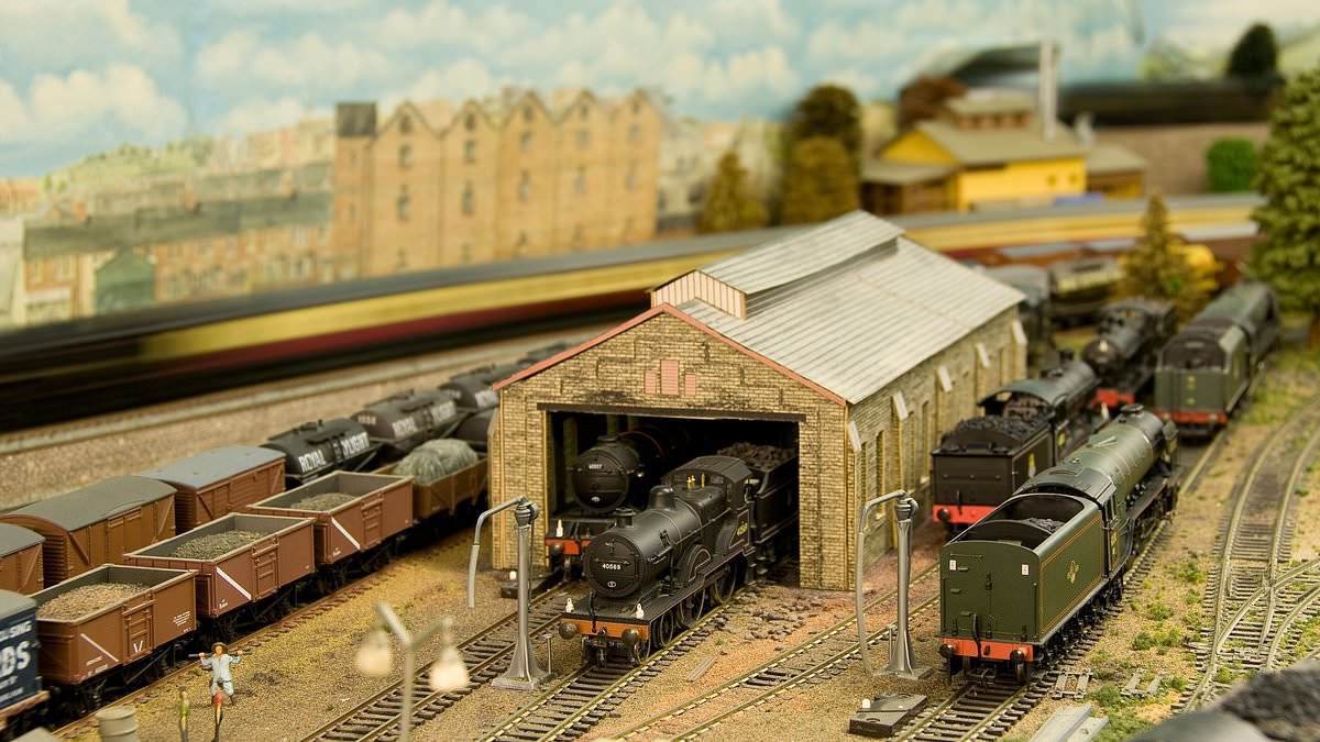 Hornby sales slump as model train maker is hit by Red Sea delays