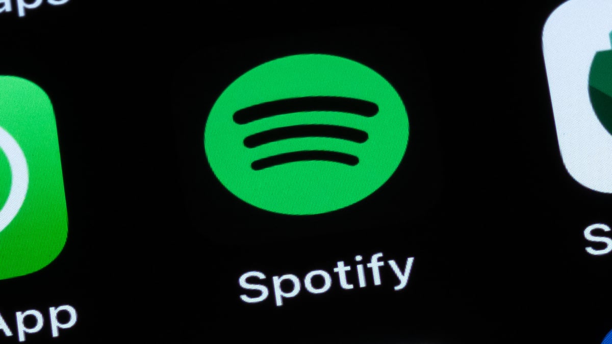 Spotify starts hiding song lyrics behind paywall