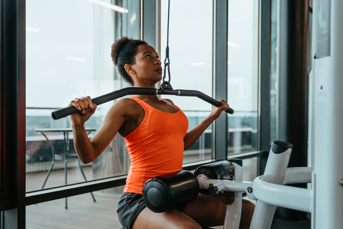 4 Lat Pulldown Alternatives You Can Do at Home—Because You Don’t Need a Gym To Build Upper-Body Strength