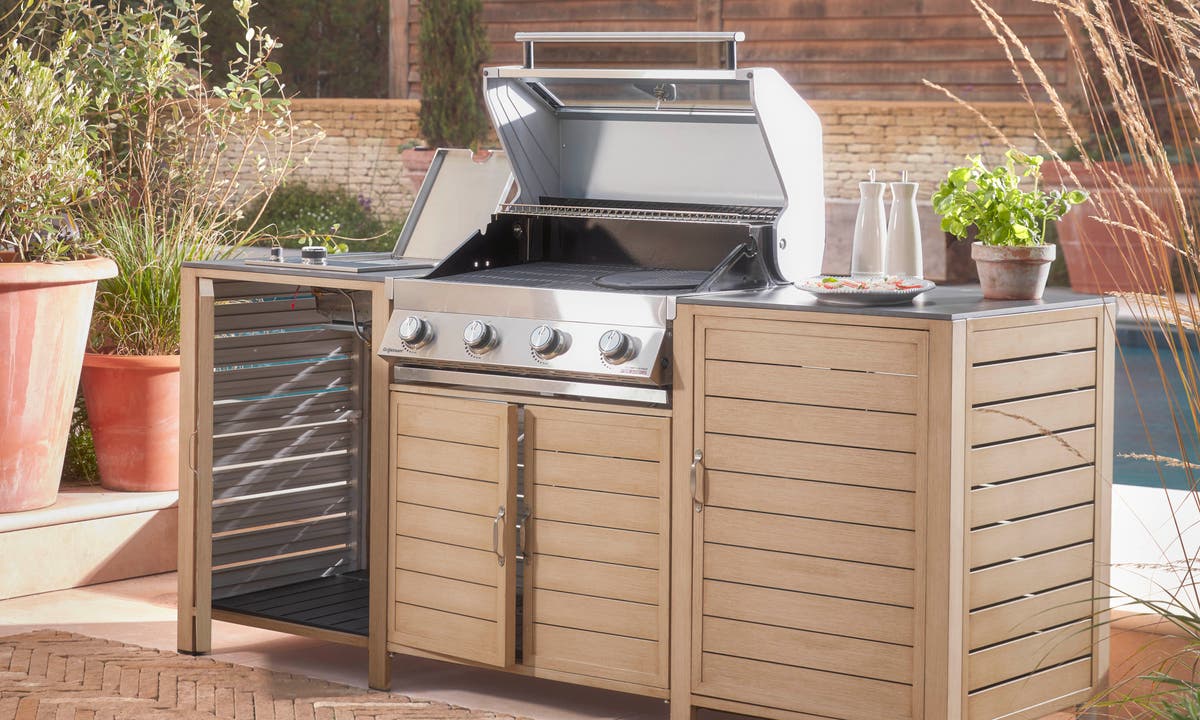 Best outdoor kitchens for al fresco cooking 2024
