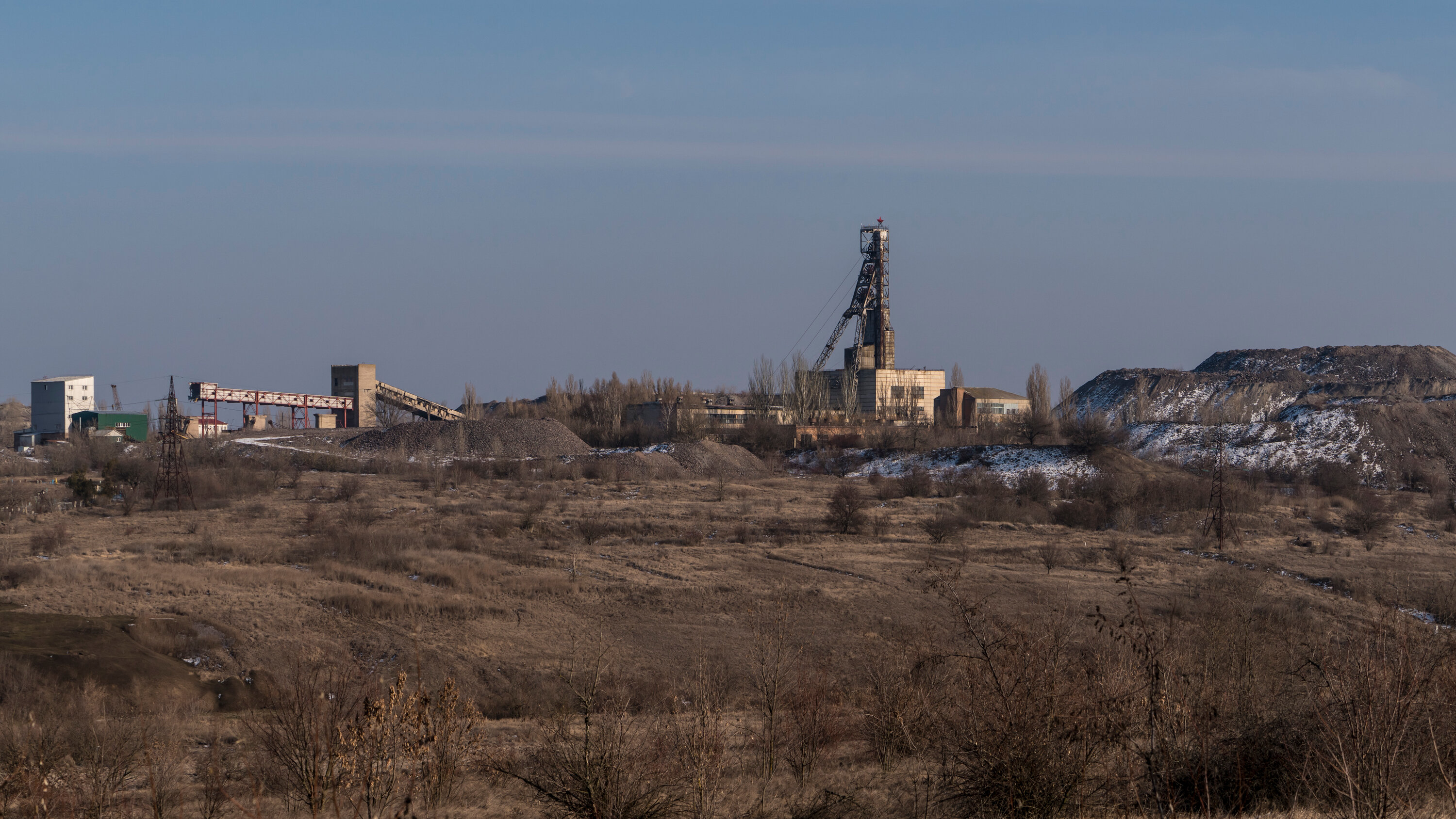 Ukraine and U.S. Sign Economic and Reconstruction Deal