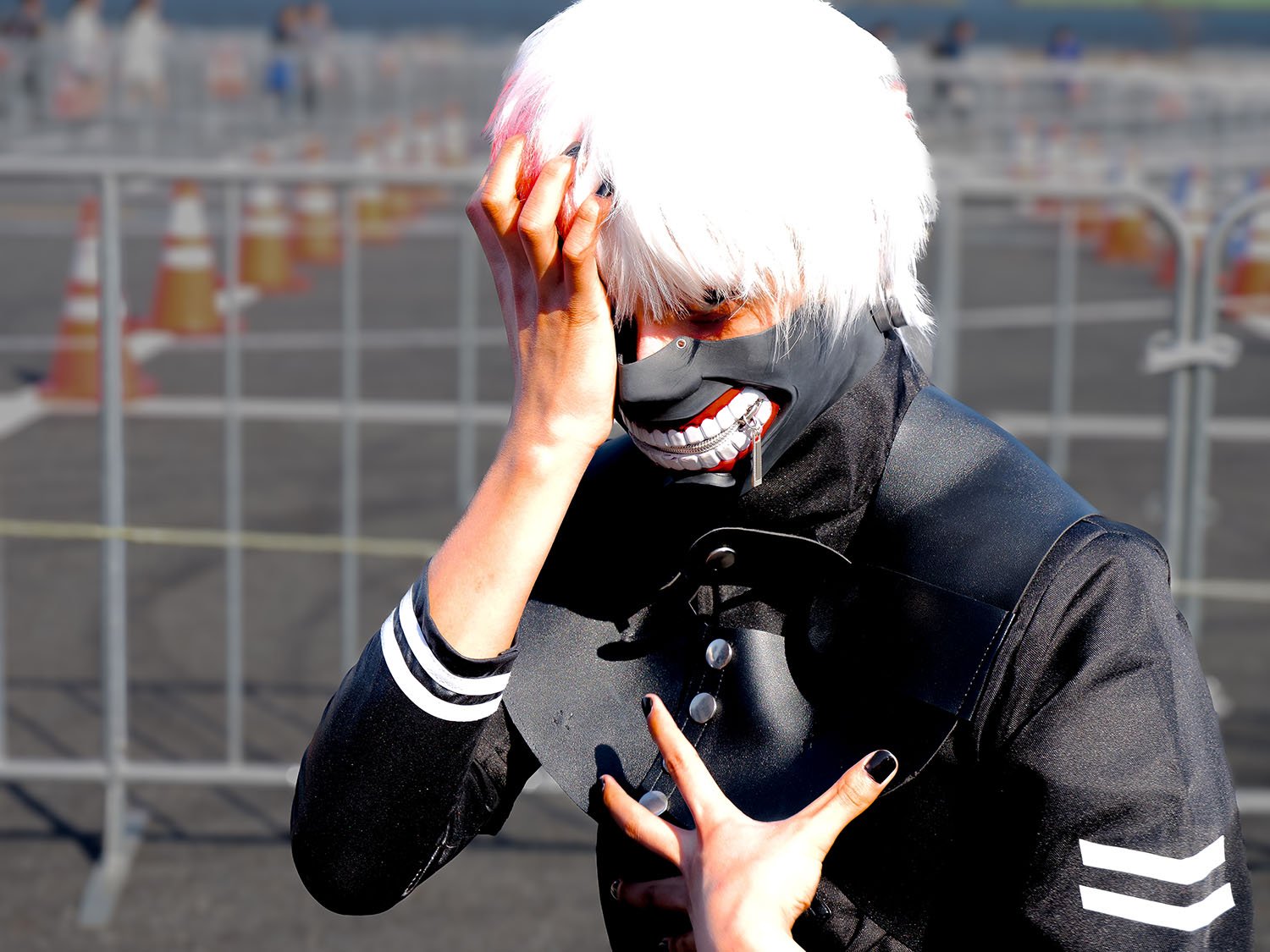 Captivating with Makeup-Intensive Cosplay: Showcasing the Unique World of 'Tokyo Ghoul' | ANIME NEWS