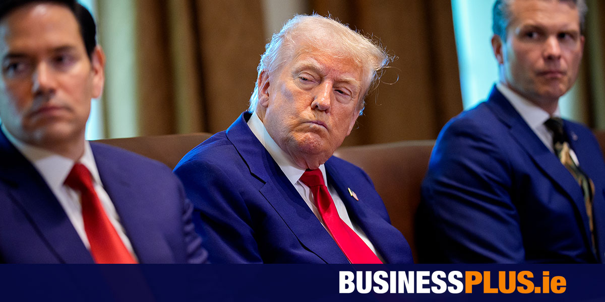US economy shrinks amid tariff war… but Trump blames Biden