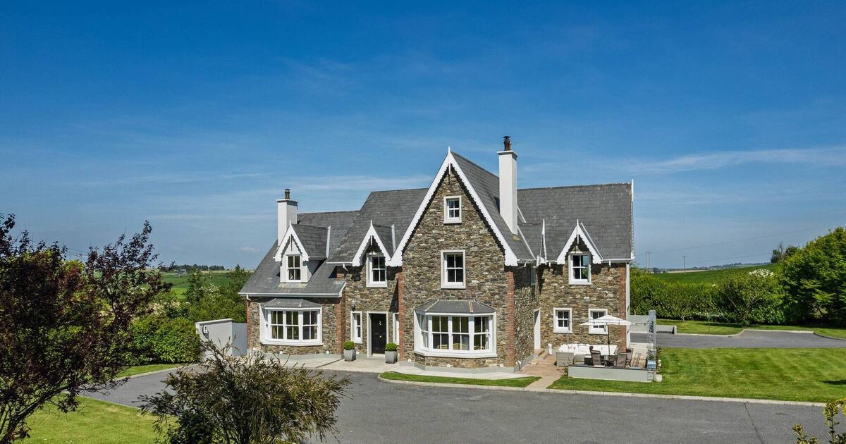 Well-upholstered life beckons at craft furniture maker's €1.15m hand-built home 