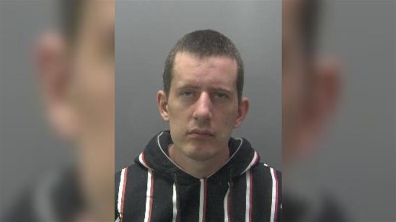 Registered sex offender deleted conversations and photos on WhatsApp and TikTok