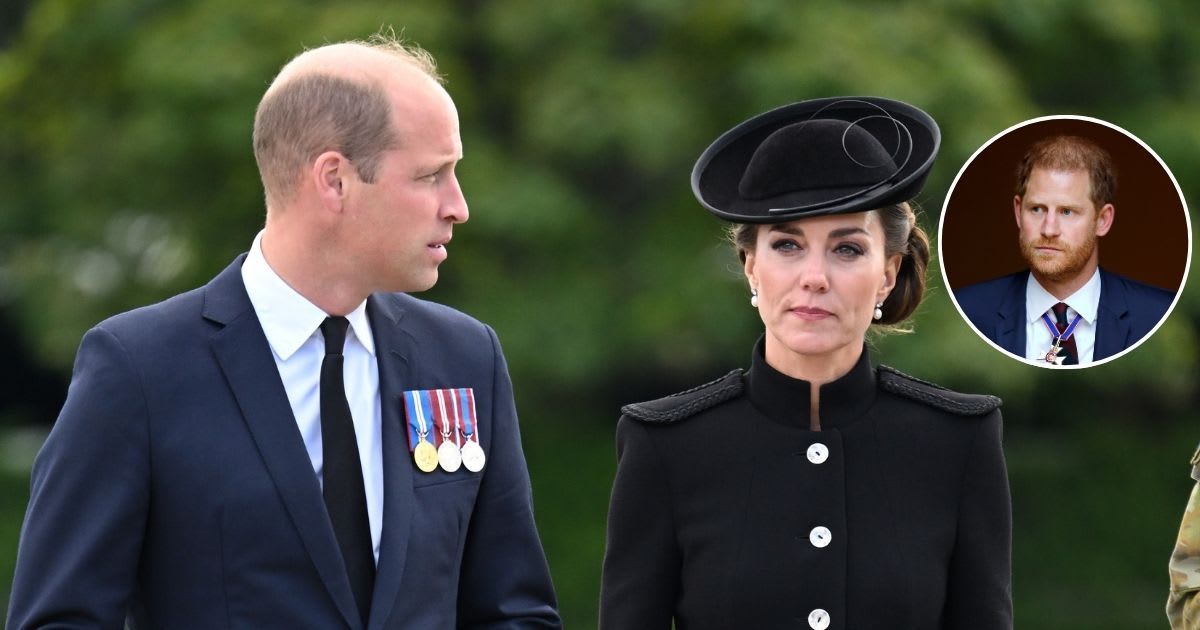 Royal Experts Reveal Where Kate Stands as William Shuts 'Door' on Harry: 'She Is Aware...'