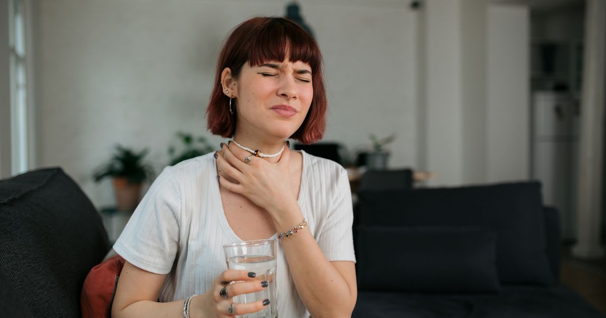 Nimbus Covid's 'distinctive' symptom feels like 'razor blades'