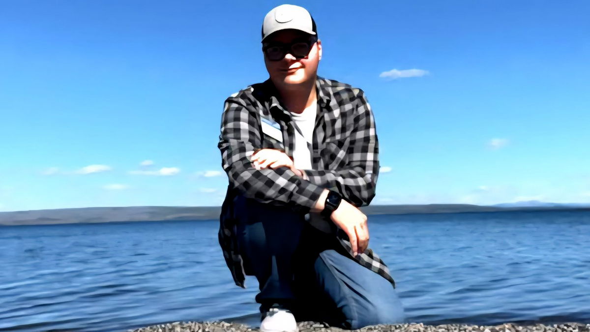 Family and friends host car meet for mental health to honor man lost to suicide