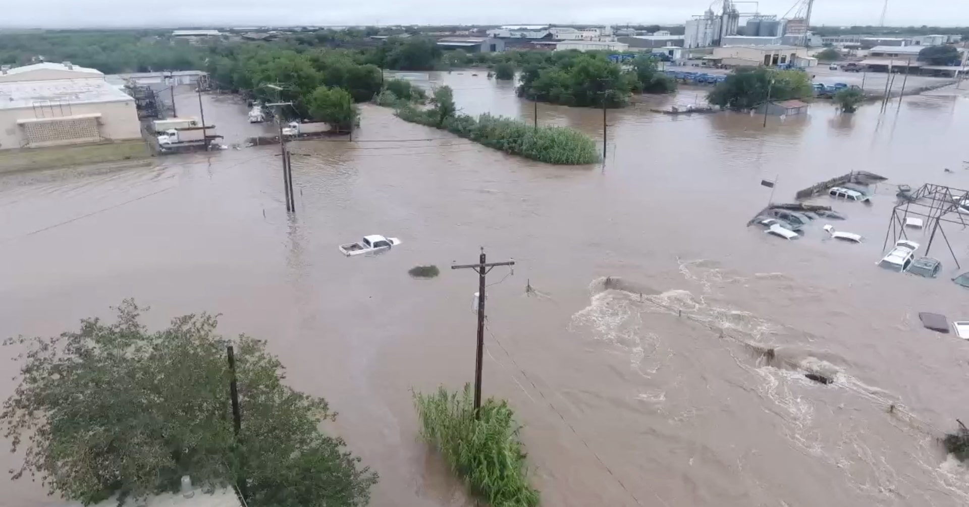 Central Texas flood waters recede as rescuers continue search for victims