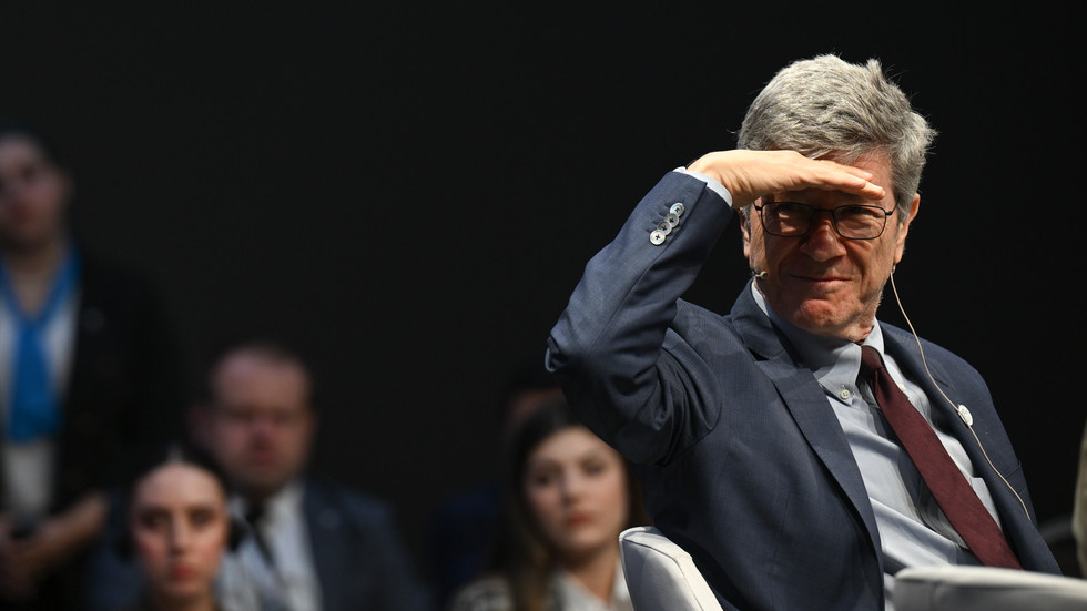 Covid ‘almost surely’ made in US lab – Jeffrey Sachs