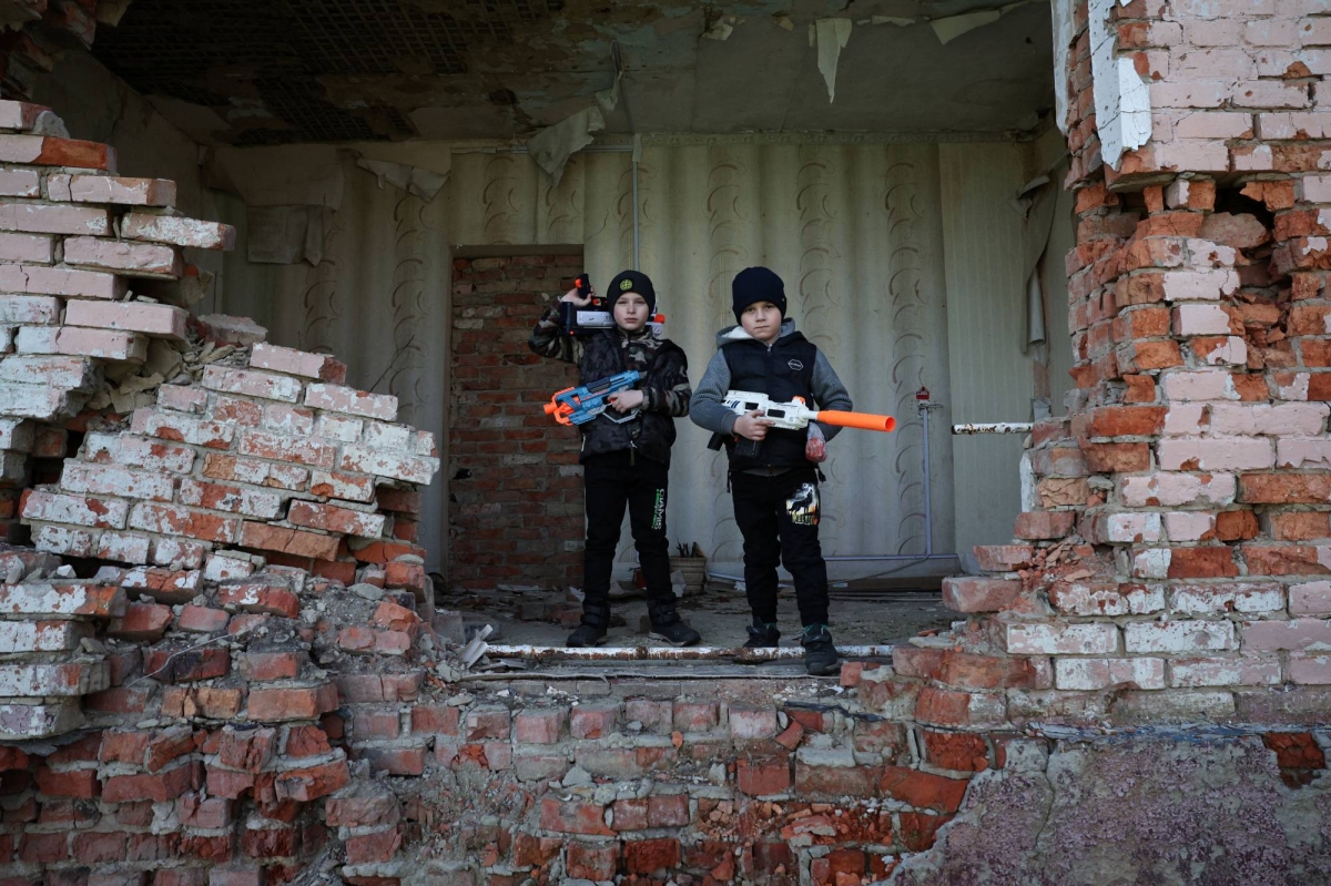 Childhood shaped by war for two Ukrainian brothers