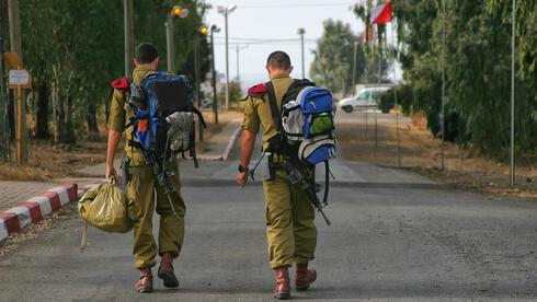 Israeli initiative trains IDF combat veterans for high-paying tech careers