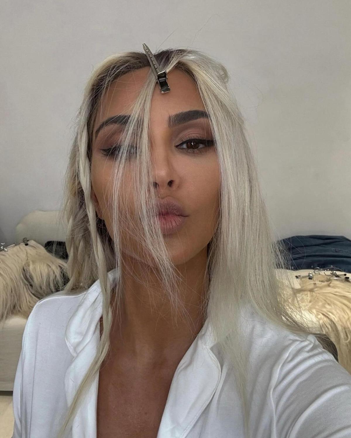 Kim Kardashian Shows Off Hair Transformation, Returns to Blonde: ‘About That Time’