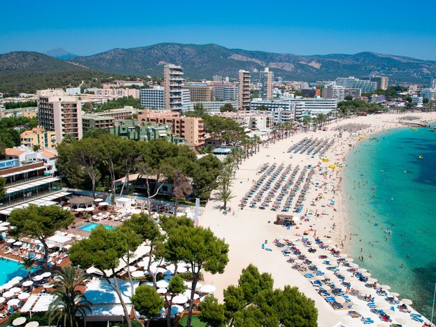 Son of Dublin personal trainer ‘seriously injured’ in Magaluf ‘stabbing’