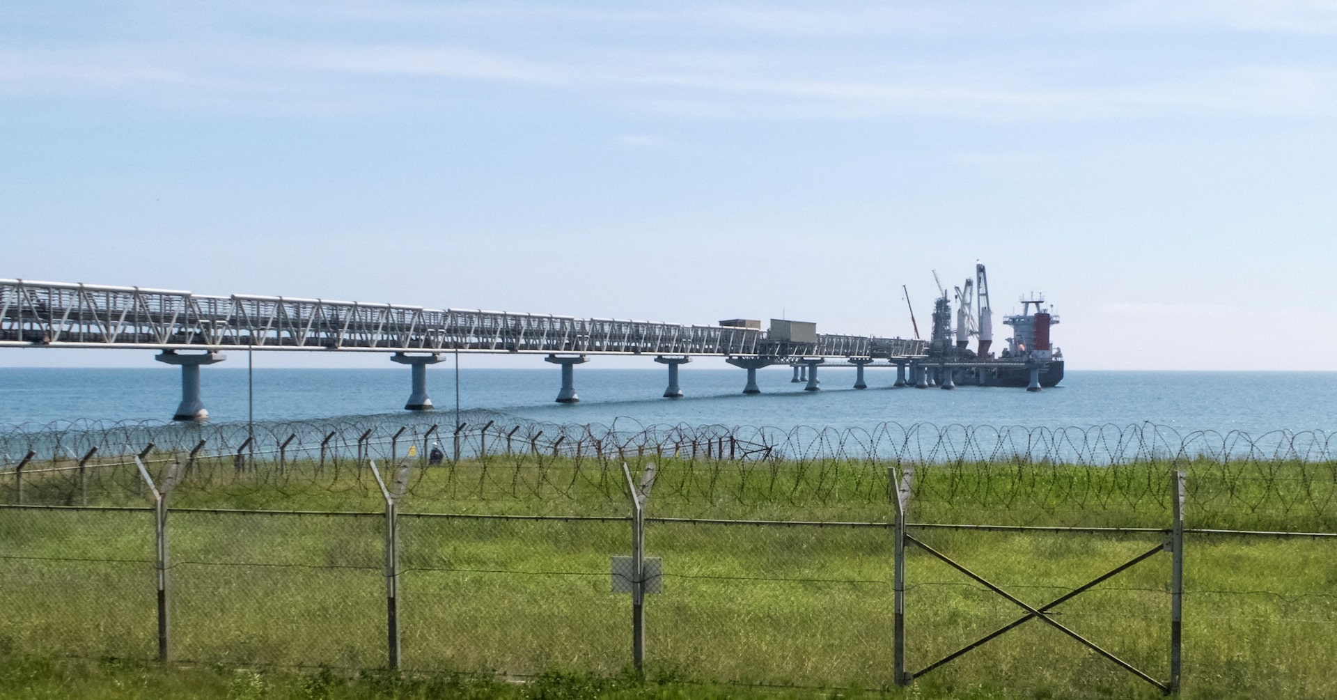 Exclusive: US and Russian officials discussed energy deals alongside latest Ukraine peace talks