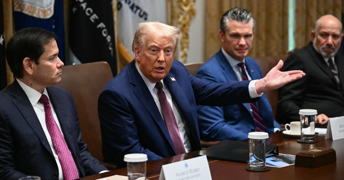 Trump Raises Possibility Of 'Economic War' If Russia Refuses To Move Toward Peace