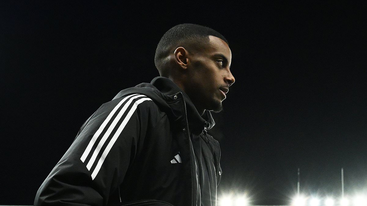 Alexander Isak isn't a 'Judas' or a 'rat' for wanting to leave Newcastle - I've seen how clubs get this right and it proves no one should blame him for forcing a way out… and who Toon fans should really be angry with