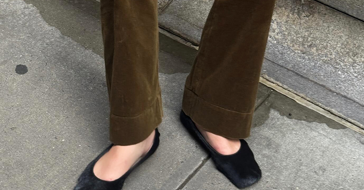 The 6 Shoe Trends Well-Dressed People Are Wearing With Pants and Jeans (Instead of Sneakers)