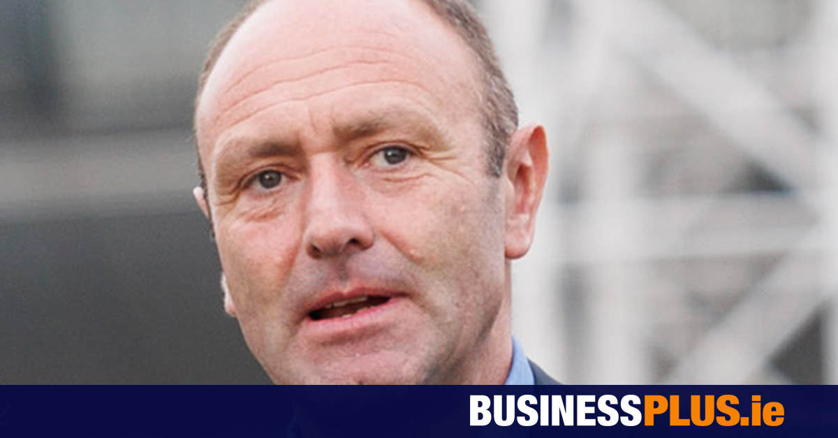 Minister: Rift between DAA chief and board is still ongoing