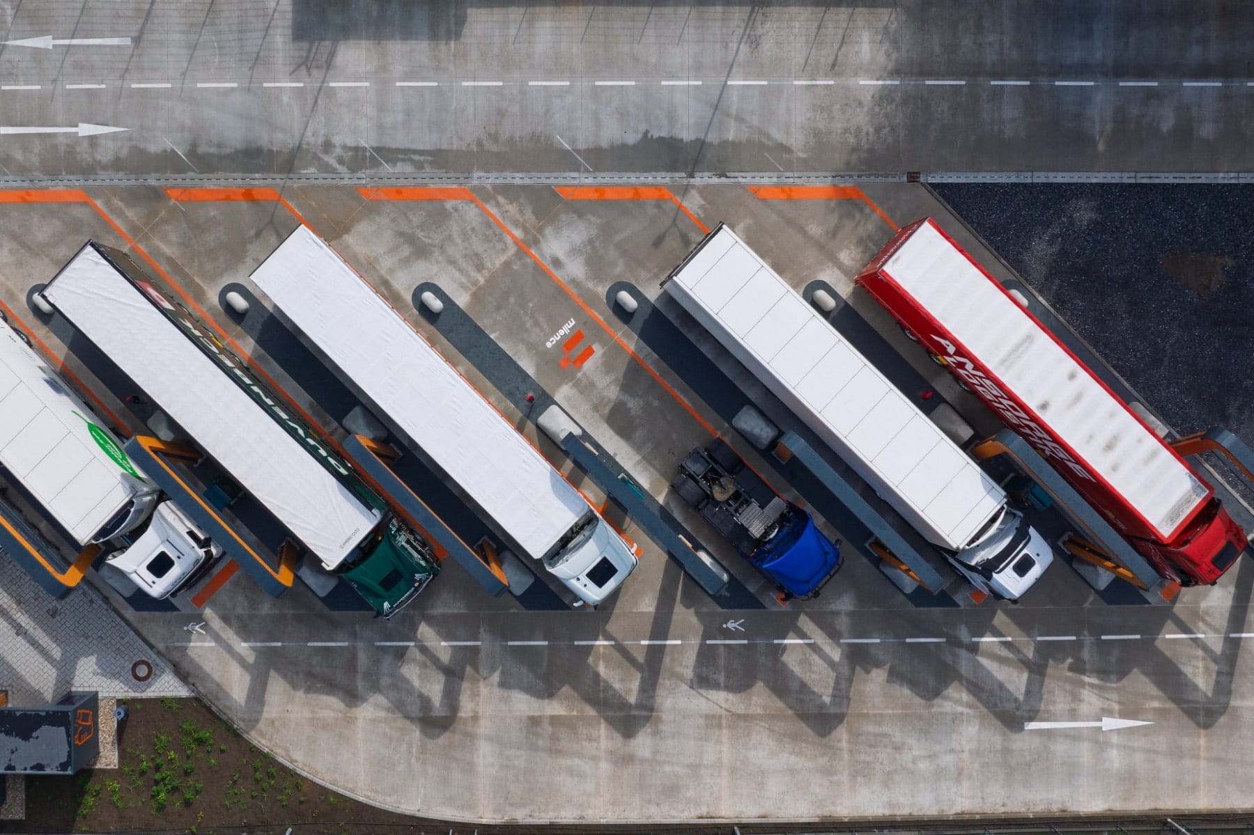 EU mega-project on cross-border charging corridors for electric trucks