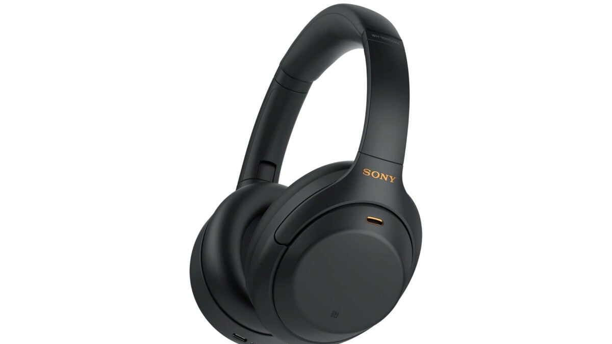 Forget Overpriced AirPods, Amazon Is Practically Giving Away the Sony XM4 ANC Headphones