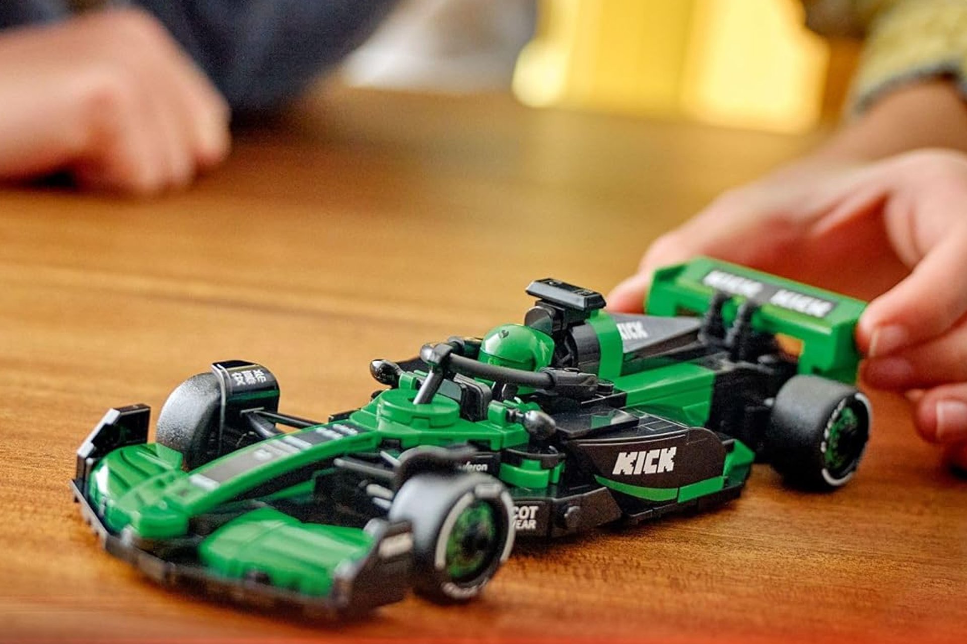 F1 Meets LEGO, Speed Champions Kick Sauber C44 Race Car Is Practically Free for Formula 1 Fans