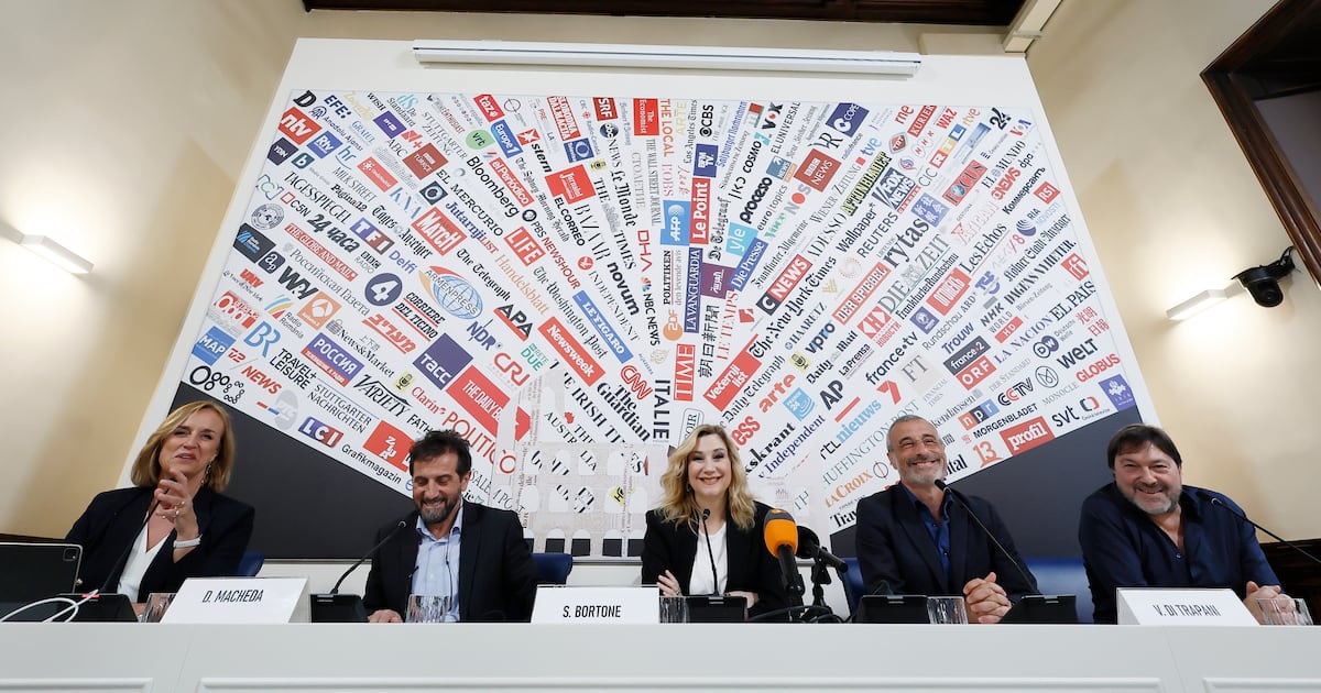 Meloni offers solidarity with top journalist after blast hits car