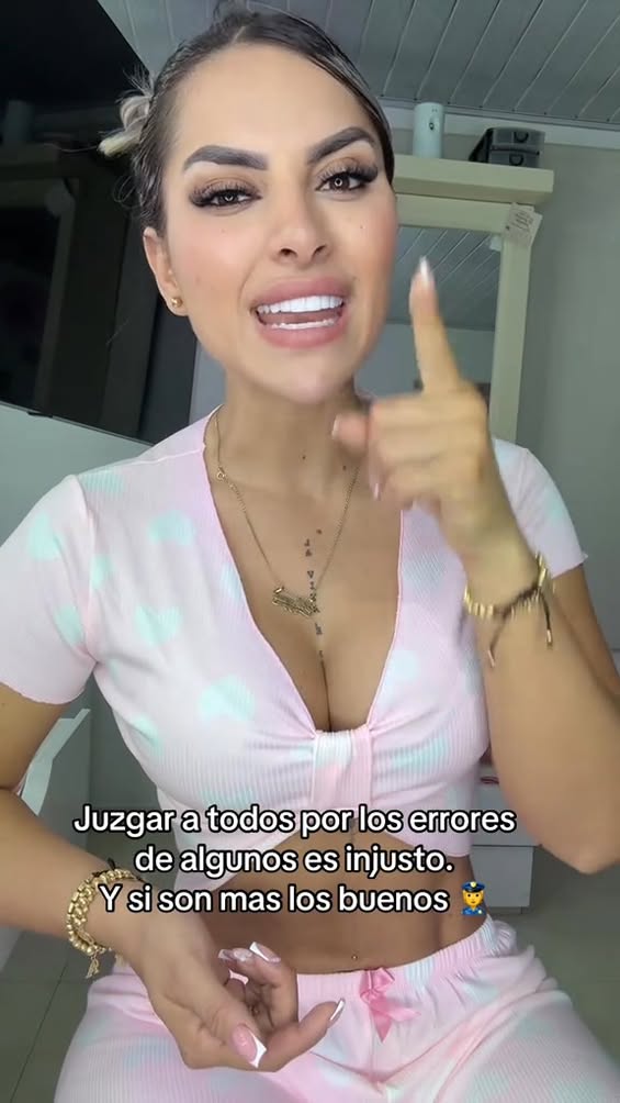 Juzgar a todos por los errores de unos pocos es injusto. Respeto para quienes dan la vida por la seguridad de los demás....