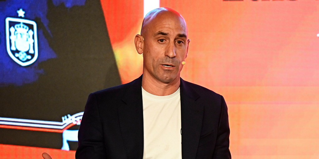 Former Spanish soccer boss who kissed player at World Cup final, egged at book presentation