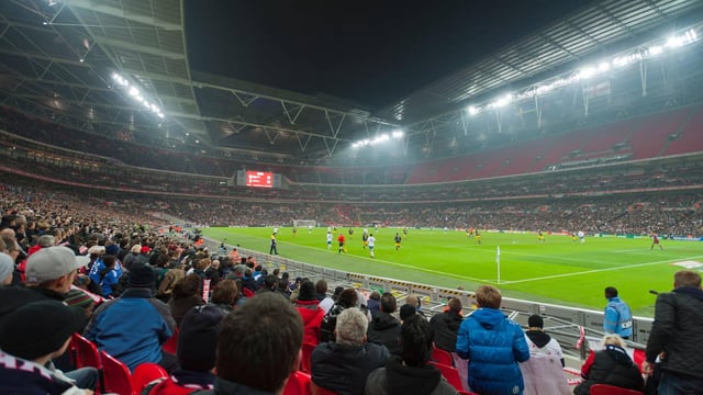 Football fans warned of detention risk over travel to US World Cup after British journalist held by ICE