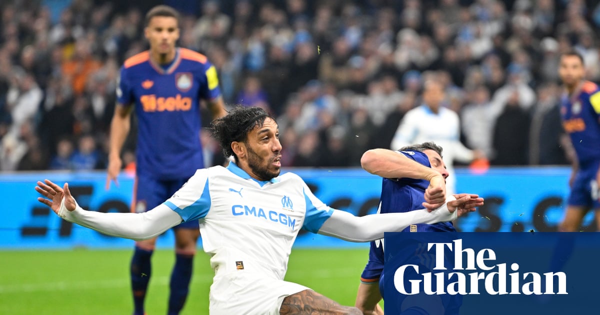 Aubameyang fires Marseille to win as Newcastle fail to heed Howe’s warning
