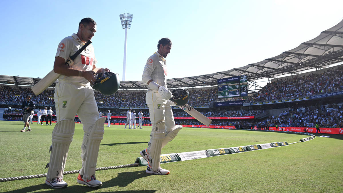 Australia stretch lead in Brisbane Ashes test as tailenders leave England frustrated