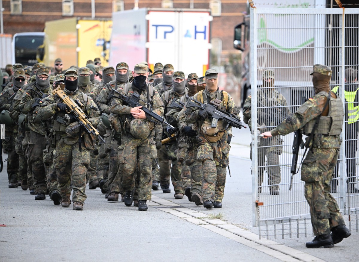 Europe’s Silent Mobilization: Bunkers Rise, Conscription Returns &amp; 800,000 NATO Troops Stand Ready For Russia Test