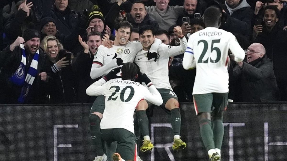 Say 'Semis'! Joao Pedro 'Snaps Picture' Of Alejandro Garnacho, Facundo Buonanotte During EFL Win Over Cardiff