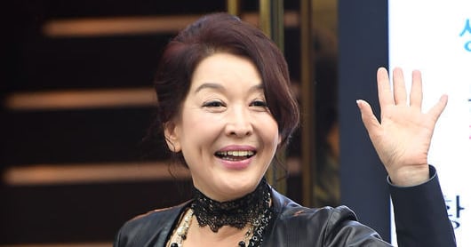 First-Generation Theatre Star Yoon Suk Hwa Dies