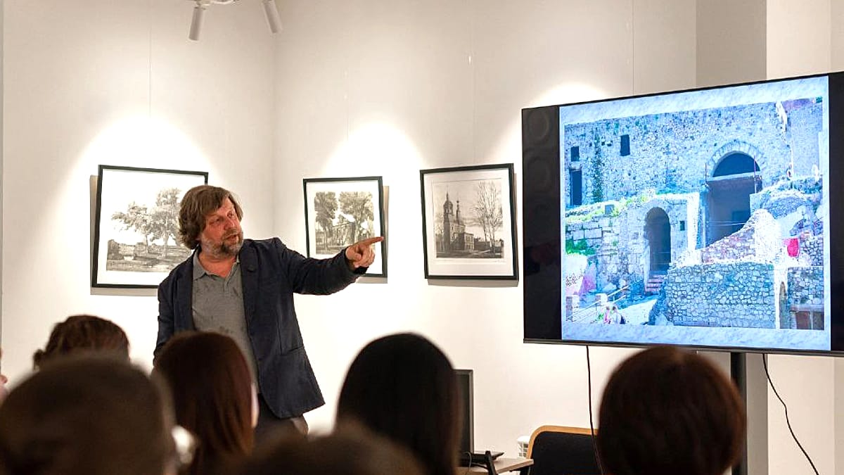 Ukraine demands extradition of Russian archaeologist arrested in Poland