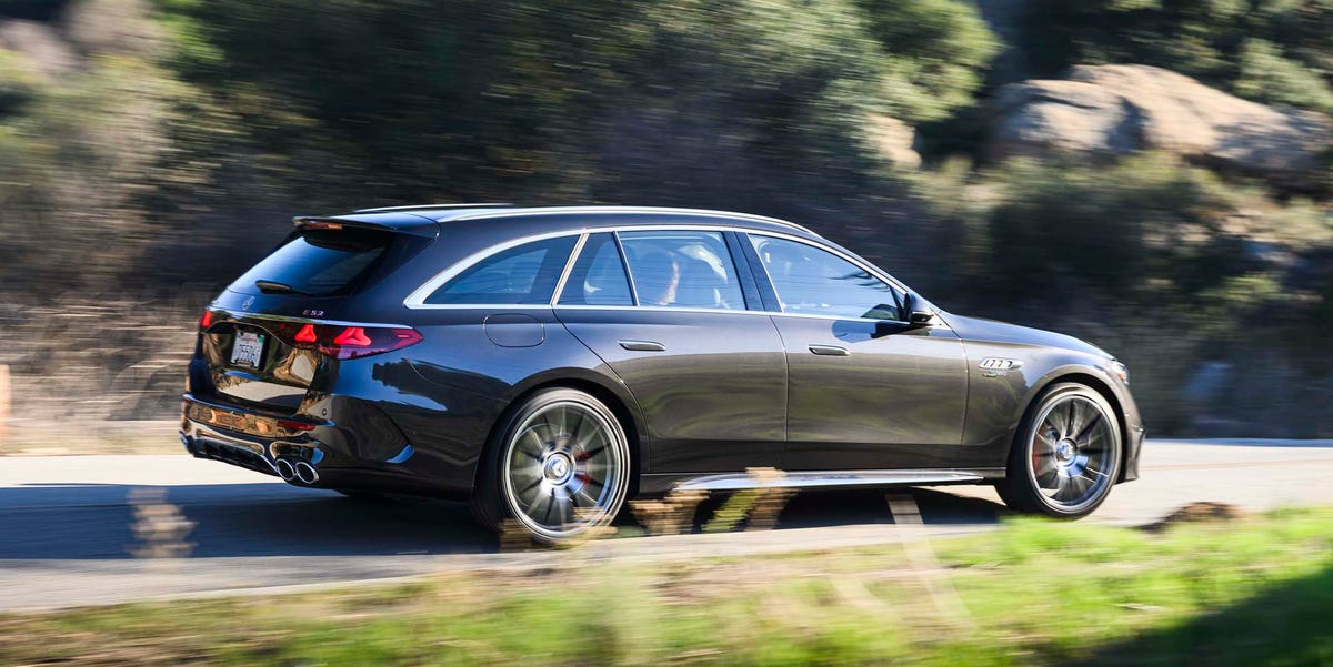 2026 Mercedes-AMG E53 Wagon Test: Classicism Meets Modernity