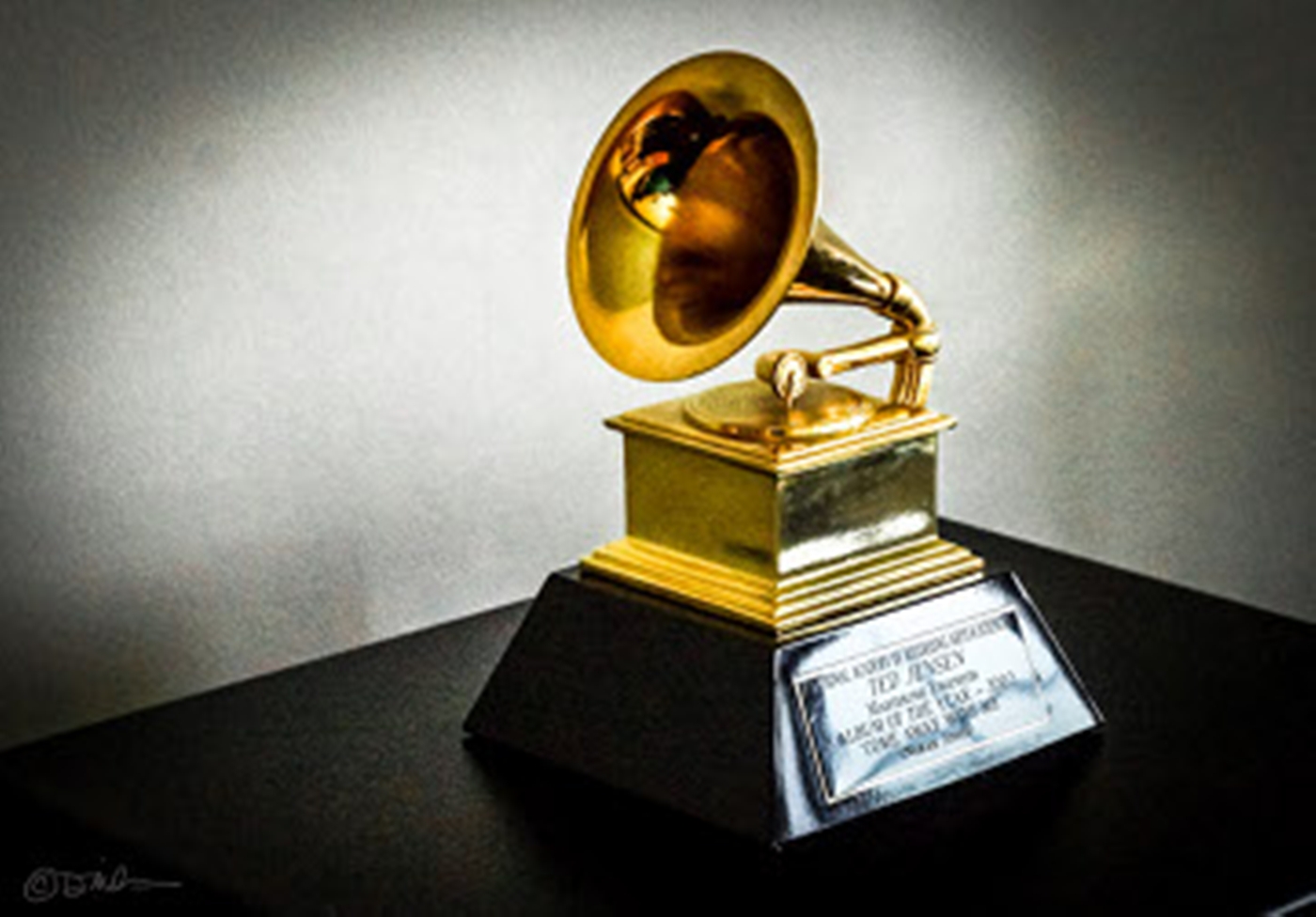 Grammys’ New AI Guidelines Seek Authenticity But Uncertainty Remains