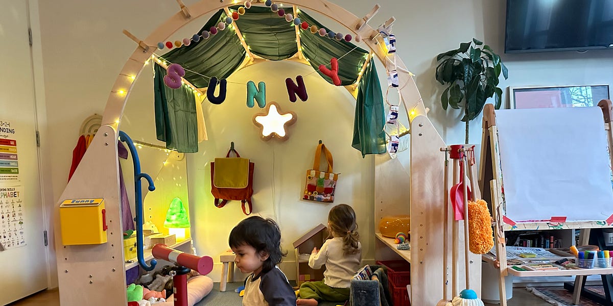 Mom gossip (w/ Harling & Crystal)