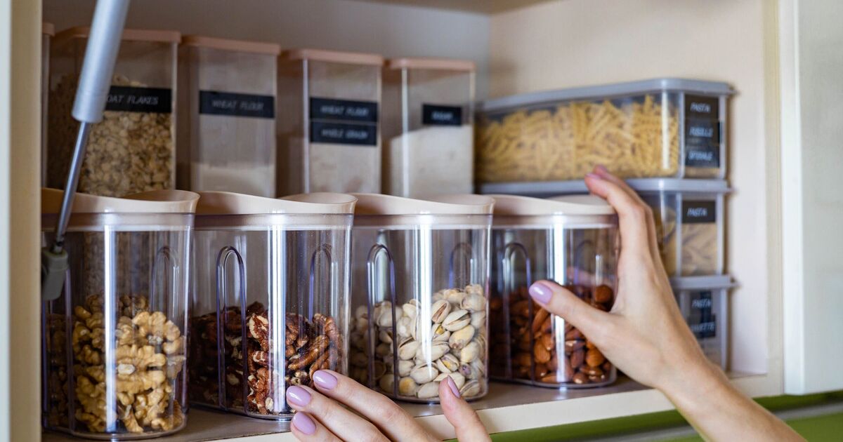 Households urged to stockpile 9 items as Britain told 'prepare for war'