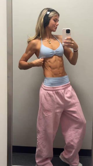 College lacrosse athlete Megan [gif]