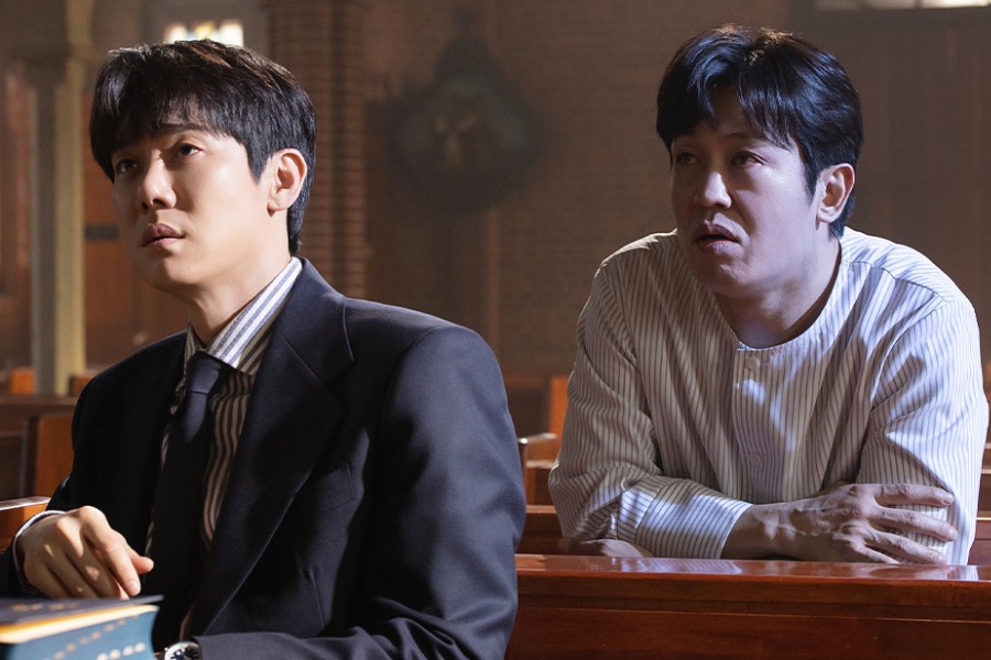 Heo Sung Tae Makes Special Appearance As Yoo Yeon Seok’s First Ghost Client In “Phantom Lawyer”