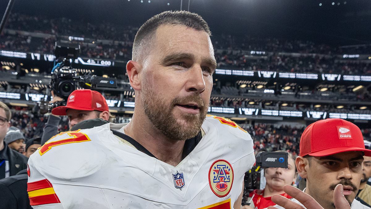 Travis Kelce's teammate shuts down analyst telling the Chiefs to ditch the legendary tight end