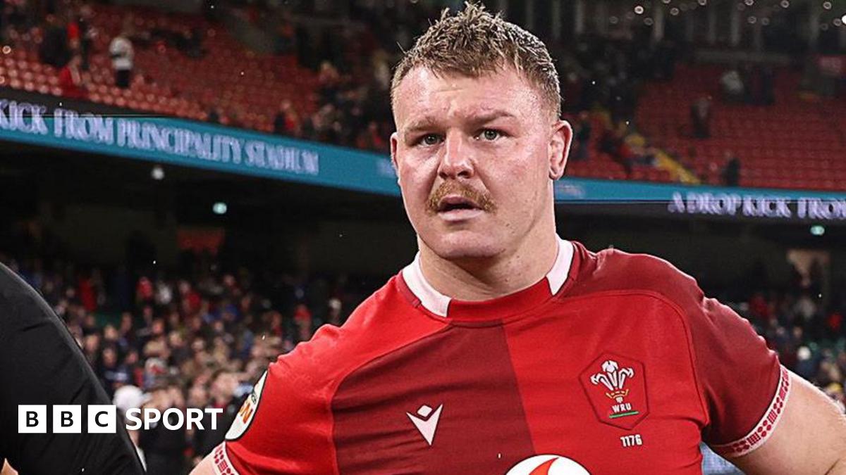 Wales late loss 'gut-wrenching' - Lake
