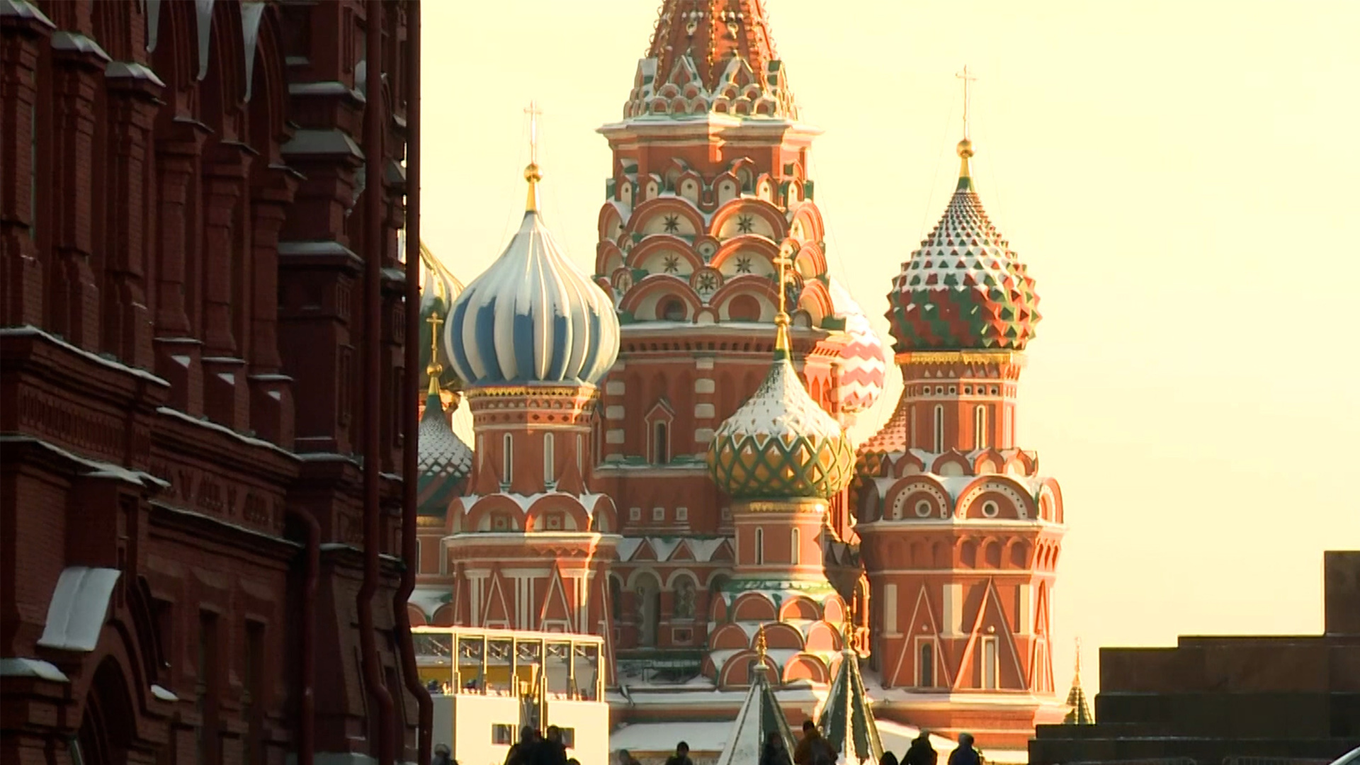 Fatigue and tension in Russia four years after Ukraine invasion