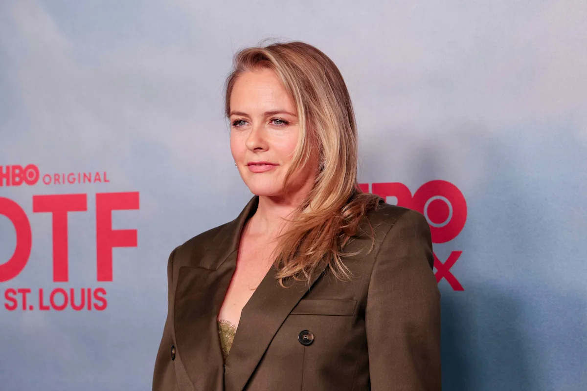 Alicia Silverstone Has a Peekaboo Lingerie Moment at Latest Red Carpet Appearance