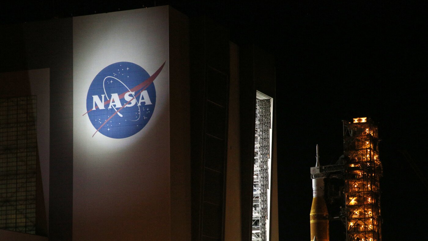 NASA redirects Artemis moon mission program, postponing a planned astronaut landing