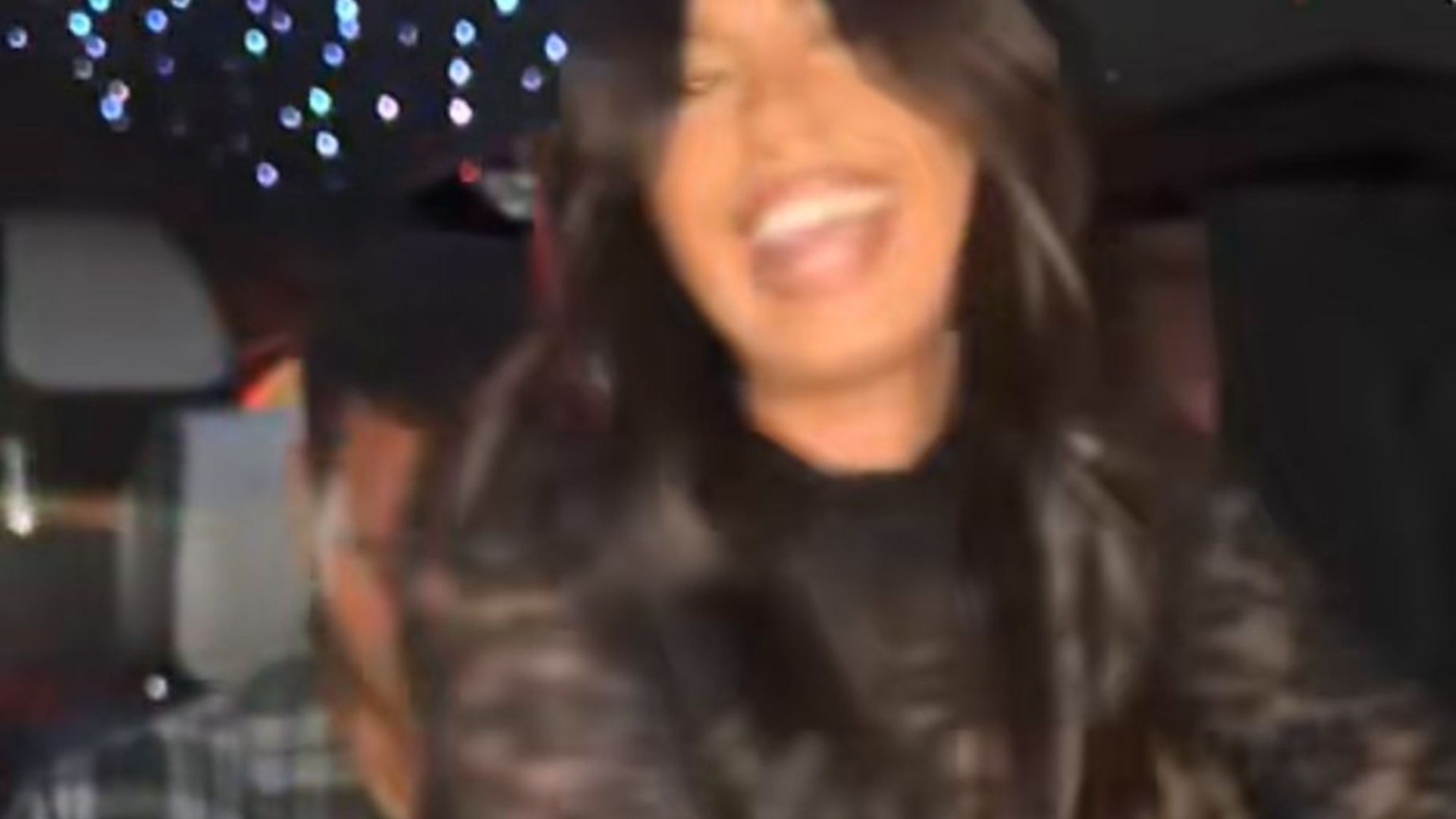 Belle and Harrison get VERY steamy in the back of a car as Love Islander grinds and lapdances on him in...