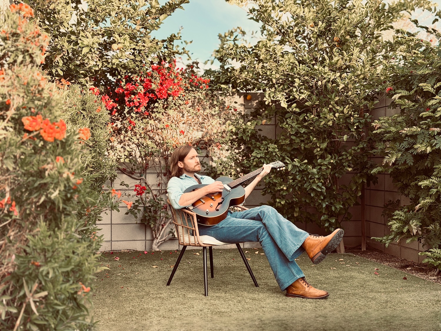 MAGNET Exclusive: Premiere Of Devlin And The Harm’s “No Havana”