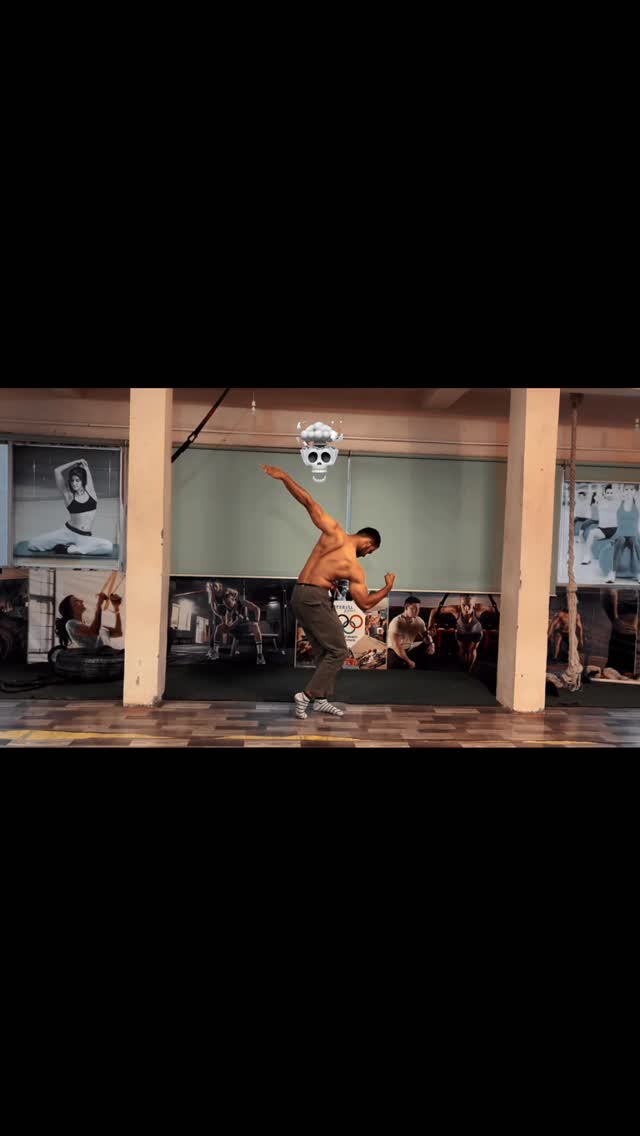 New Pose 💀 . . . . . . #gym #reelitfeelit #insta #body #reel